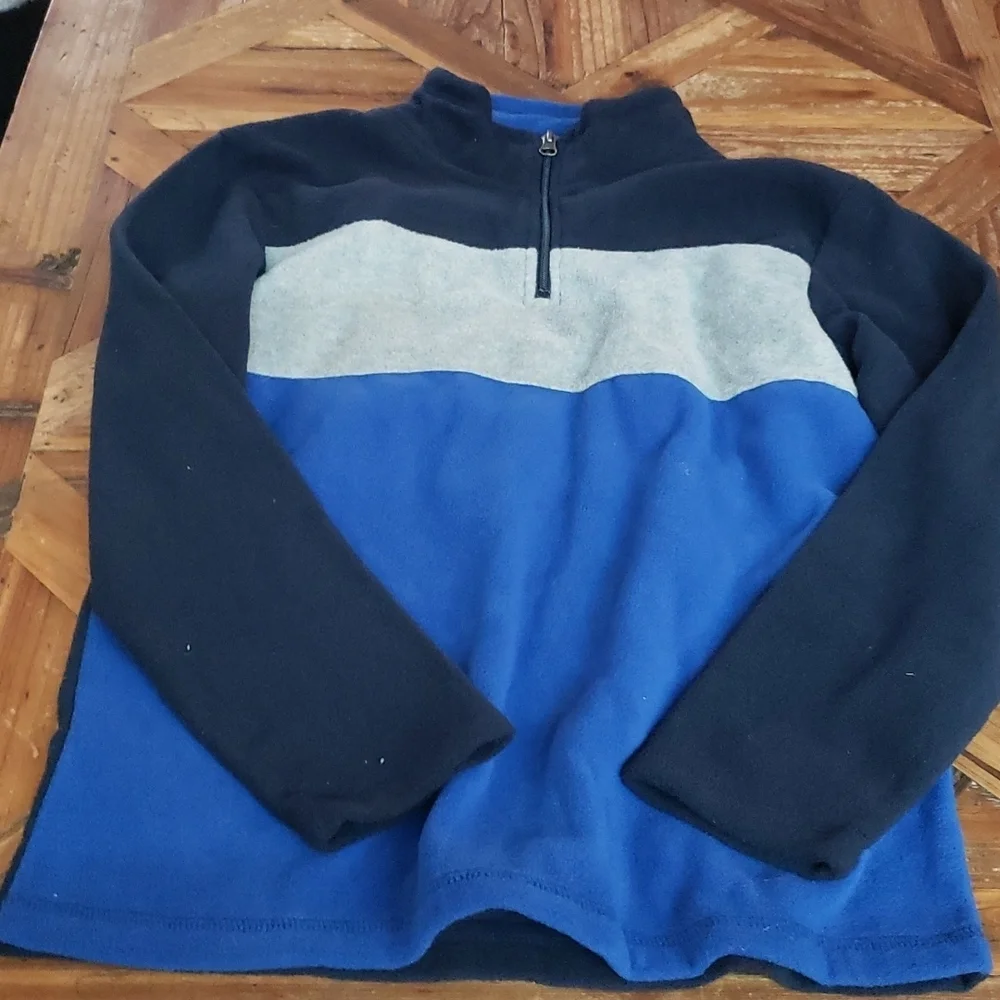 THE Children's Place pull over Top